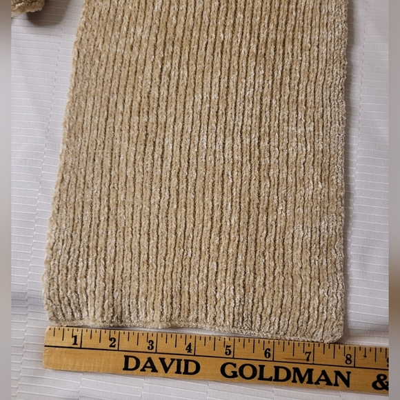 Dillard’s Tan Velvet Stretch Scarf - Picture 5 of 6